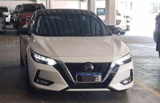 NISSAN SENTRA 2.0 16V GASOLINA ADVANCE XTRONIC NISSAN SENTRA 2.0 16V GASOLINA ADVANCE XTRONIC